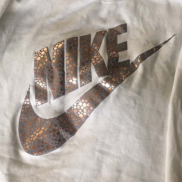 Nike white sweatshirt - Picture 2 of 3